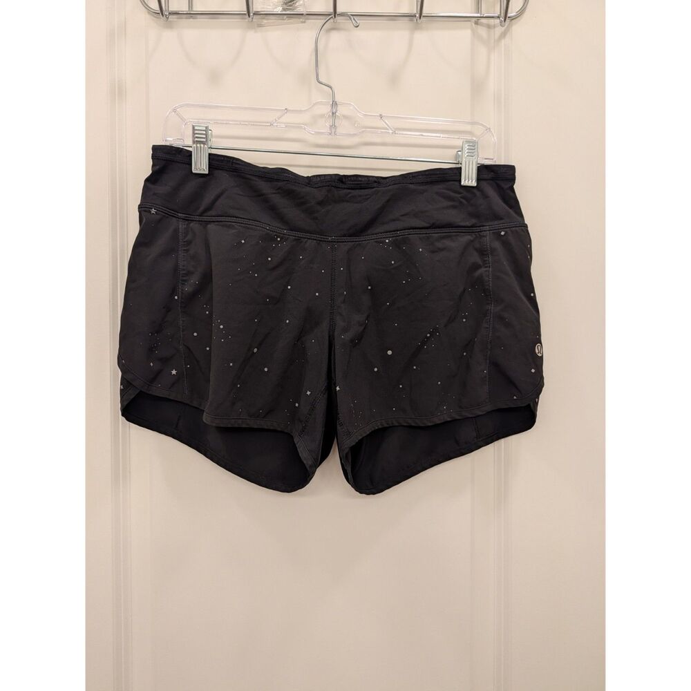 Lululemon Hotty Hot Shorts 4 Black Constellation Reflective Stars Size 6
